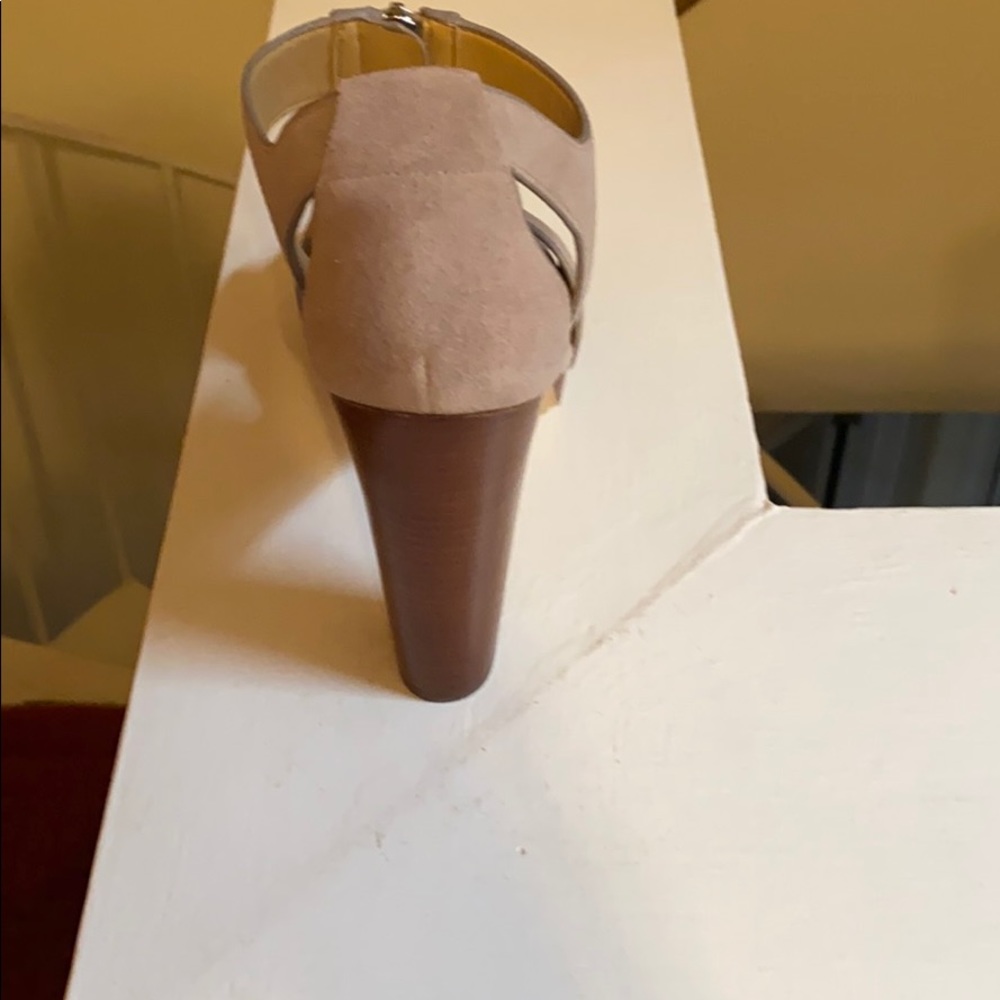 Shoes - Picture 3 of 3